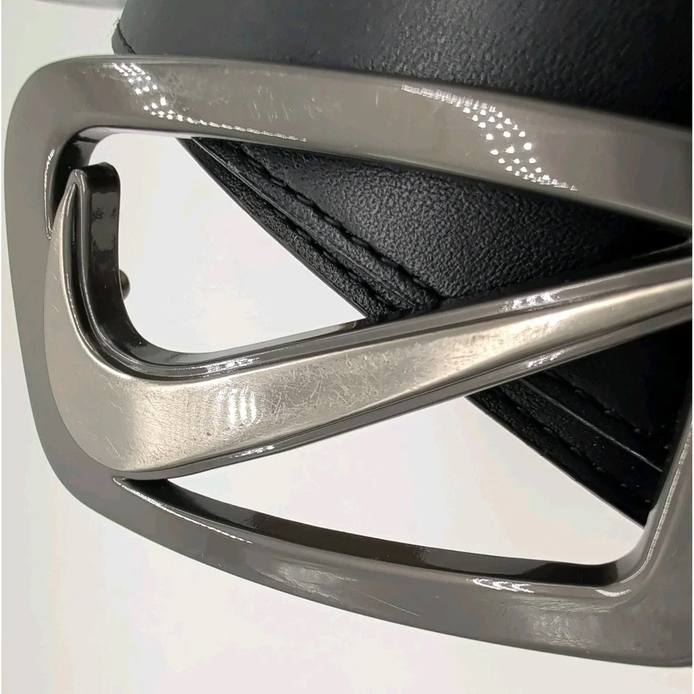 Nike Golf Grip Tech Belt Black Genuine Leather Big Swoosh Metal Buckle Mens 34